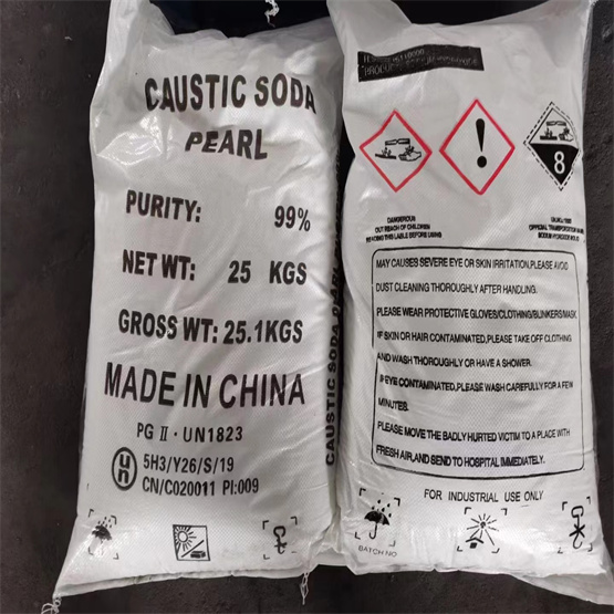 Caustic Soda Pearls 99min % 